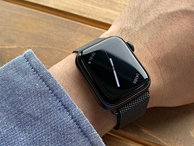 新品未使用 Apple Apple Watch SE40mmスペースグレー | monsterdog.com.br